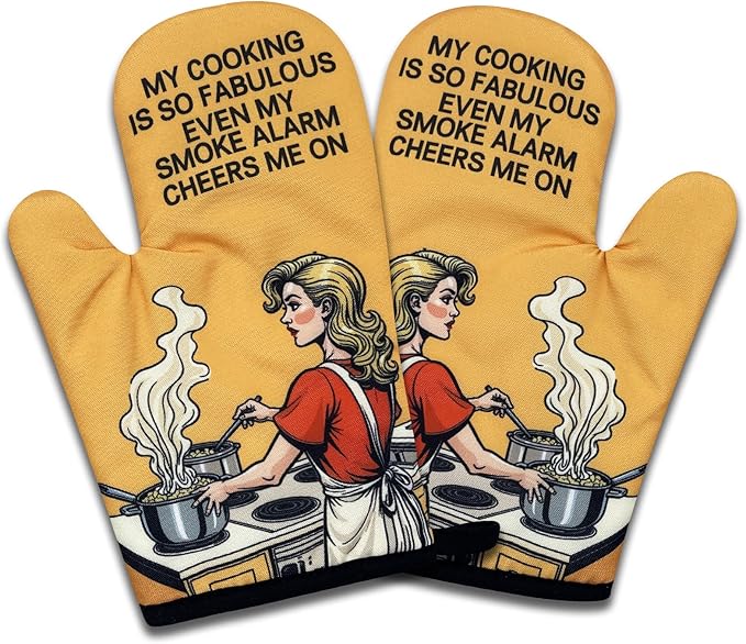 2 Pack Funny Oven Mitts for Women, My Cooking is So Fabulous Even My Smoke Alarm Cheers Me On, Retro Housewife Heat Resistant Kitchen Mitts, Humorous Cooking Gifts for Mom Wife Chef Friend