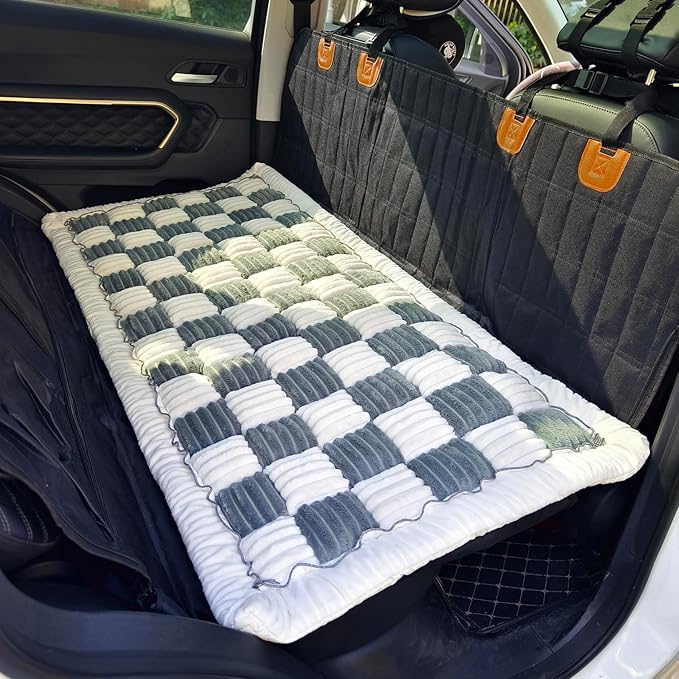 AEEISHOMEREFORM Backseat Pet Bed Mat, Truck Plaid Dog Bed for Car Back Seat, Deluxe Dog Seat Covers, Non-Slip Travel Pet Mat, Fit for Backseat Extenders and Trucks SUVs (Bluegrey&White, 24.8x54 inch)