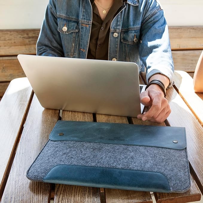 MegaGear Genuine Leather and Fleece MacBook Bag Laptop Sleeve for MacBook Pro and MacBook Air Case 14 Inch - 13 Inch (M4, M3, M2, M2, M1, Pro, Max) 13.3 Inch, iPad Pro 12.9 Inch - 2020 to 2024 Models