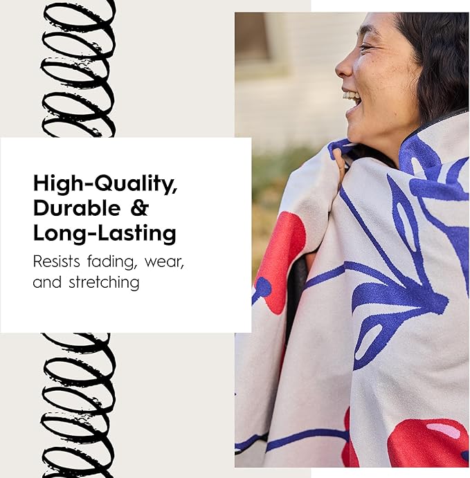 GEOMETRY Micro-Loop Beach Towel – Spring & Summer Collection – Quick-Dry, Sand-Resistant, Ultra-Absorbent Compact Towel for Beach & Travel (Lucky Play)