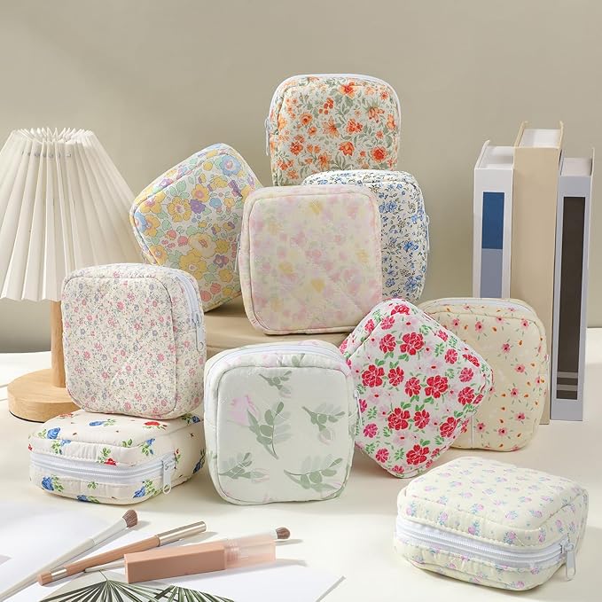 Paterr 10 Pcs Quilted Makeup Bag Bulk Cotton Floral Cosmetic Bag Women Girls Bridesmaid Gifts Cute Makeup Pouch Coquette Aesthetic Travel Toiletry Organizer(Floral Style,5.12 x 4.72 x 1.97 Inches)