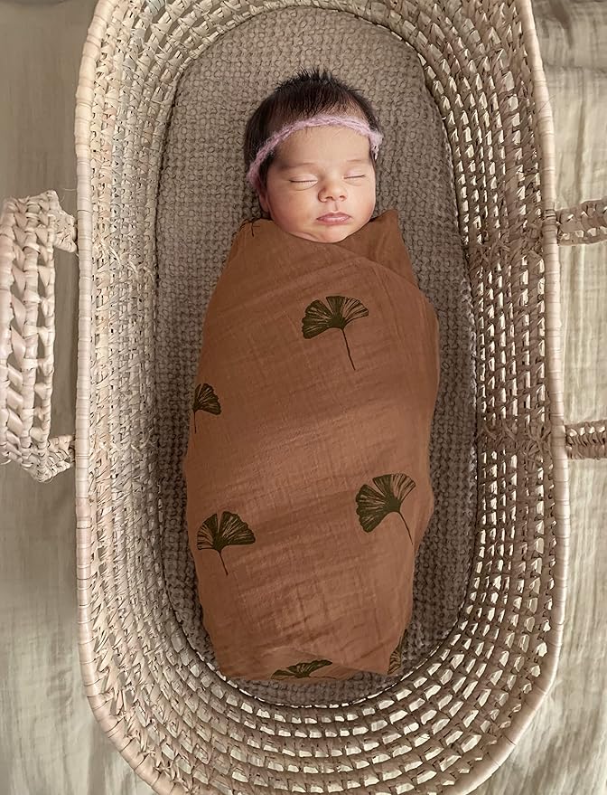 Leyl&Ari Muslin Baby Blanket | Newborn Essentials | Receiving Swaddle Blankets for Boys Girls (Ginkgo Leaves)