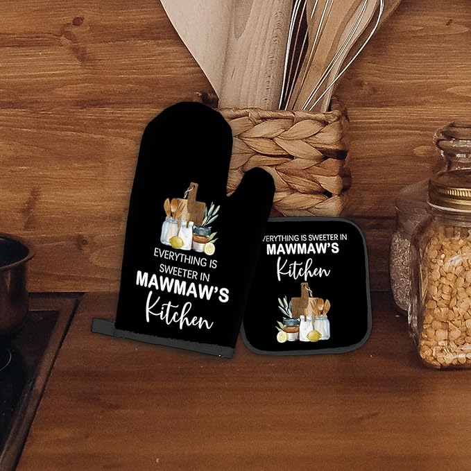 Mawmaw Gifts Oven Mitts and Pot Holders Sets, Gifts for Mawmaws Grandma Kitchen Accessories Sets, Sweeter in Mawmaw’s Kitchen Heat Resistant Oven Glove Potholders for Cooking Baking