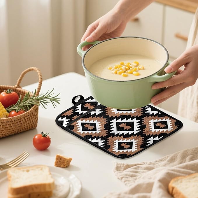 Vintage Western Aztec Pot Holders 2 Pack Set, Western Kitchen Decor, Boho Rustic Aztec Southwestern Heat Resistant Oven Hot Pads for Kitchen Countertop Baking Cooking，069 Potholder