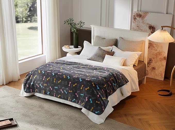 Allisandro Luxurious Dog Blanket, 350 GSM Super Fuzzy Microplush Fleece Pet Blankets for Small Medium Large Dogs and Cats, Vivid Bone, 80 × 64 Inches
