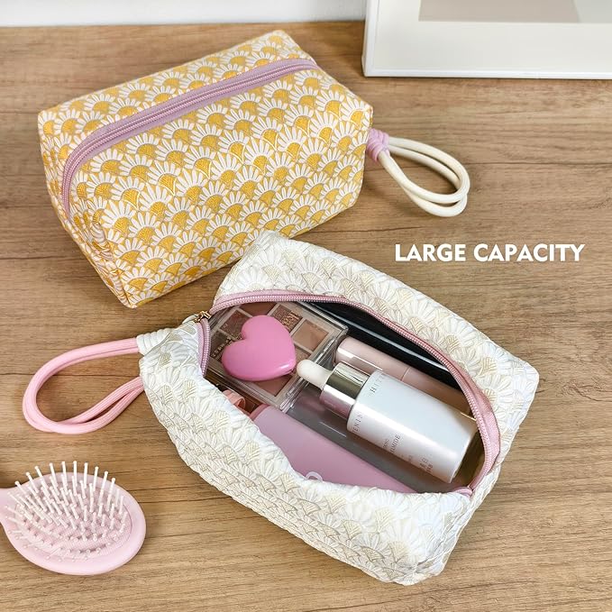 STARDW Aesthetic Floral Makeup Bag with Wrist Strap, Small Cute Cosmetic Pouch for Women with Zipper and Canvas Lining