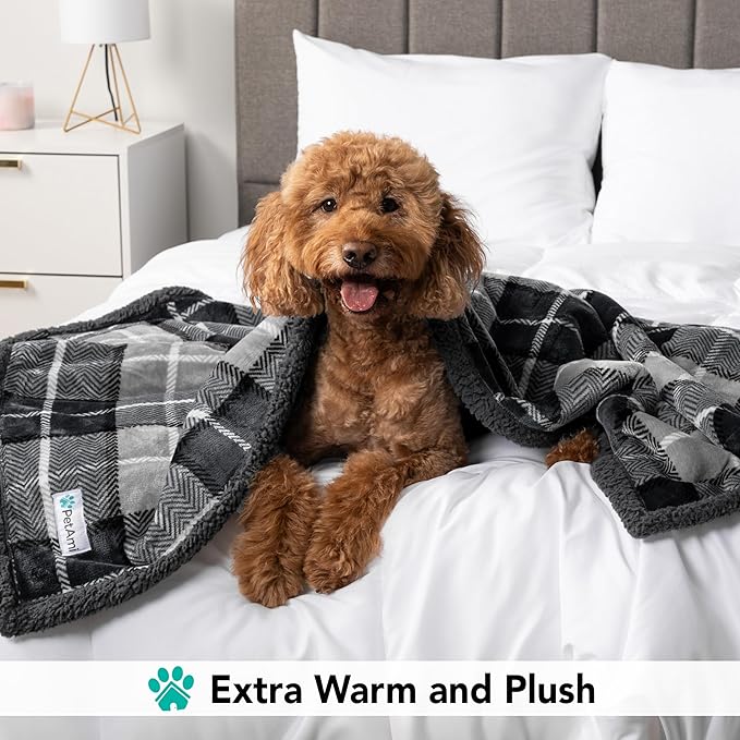 PetAmi Dog Blanket for Medium Large Dogs, Pet Bed Blanket Cat Puppy Kitten, Fleece Furniture Couch Cover Protector Sofa Car, Soft Sherpa Dog Throw Plush Reversible Washable, 40x60 Plaid Dark Gray