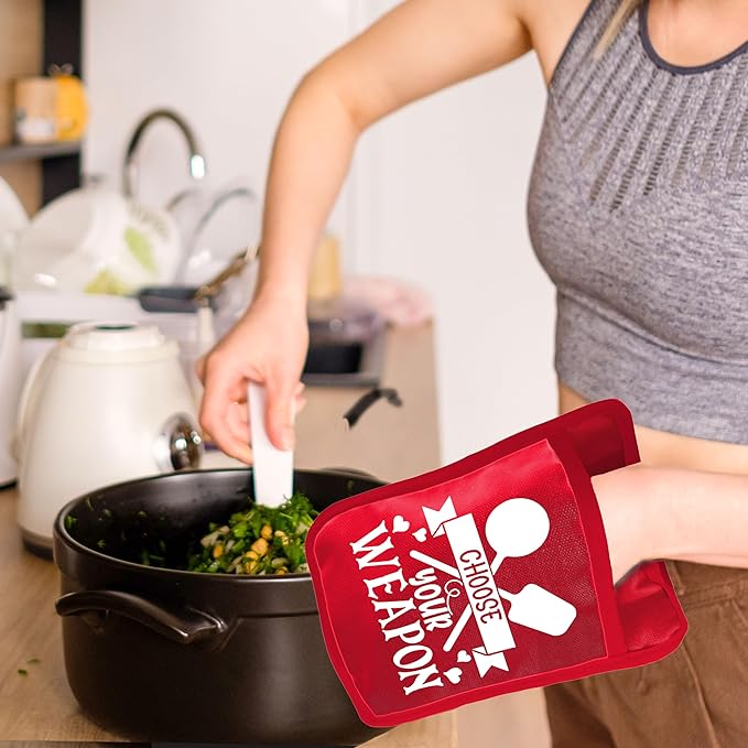 Funny Christmas Kitchen Pot Holders with Pockets, Choose Your Weapon Red Holiday Christmas Oven Pot Holders Heat Resistant Oven Mitts Hot Pads for Kitchen Baking Cooking