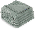 ZAKAPAWS Waterproof Dog Blanket, Soft Fleece Blanket for Couch Protector, Reversible Pet Blankets Furniture Protector Cover for Small Medium Large Dogs Cats (Green, 50"x60")