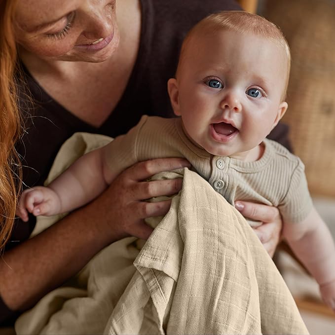 Huxie Swaddle - 100% Organic Cotton - Muslin Swaddle Blankets for Newborn, 47" x 47" (Fog)