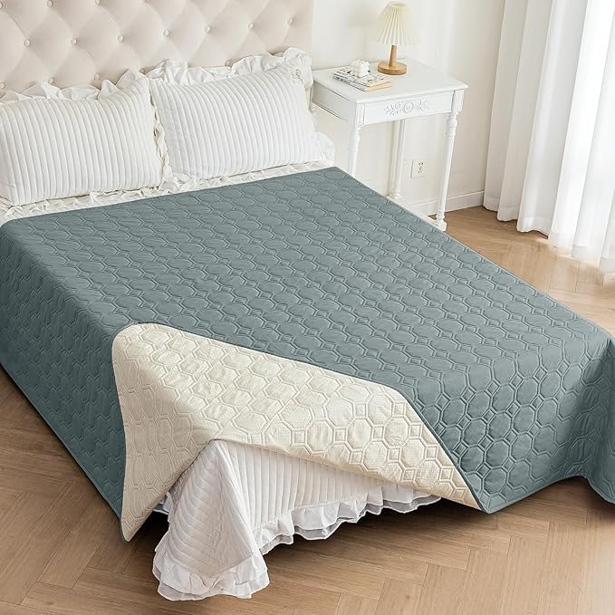 ZNSAYOTX Ultimate Cozy Blankets (82"x120") 100% Waterproof Bed Mat Blanket for Dog Pets, Couch Sofa Protector with Non-Slip Back Washable Durable, Pee Scratch Proof Easy to Clean (Dark Grey)