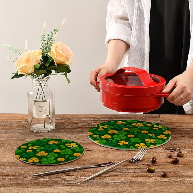 Boccsty Saint Patricks Day Trivet Mat 2PCS Clover Leaves Coin Round Woven Potholders Kitchen Table Countertop Protector Hot Pads Farmhouse Coasters Counter Mats for Cooking Baking