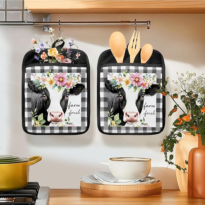 Cow Gifts Oven Mitts Set, Cow Themed Gifts for Lovers Women, Farm Fresh Black Buffalo Plaid Heat Resistant Kitchen Oven Gloves for Baking and Cooking,Pot Holders