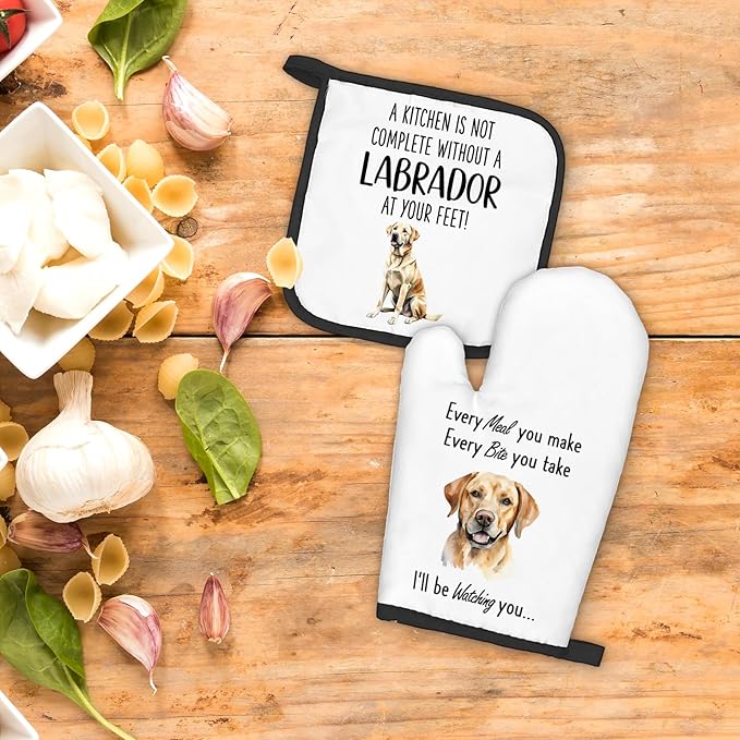 Labrador Retriever Gifts Dog Oven Mitts and Pot Holders Sets, Labrador Dog Decor Kitchen Accessories Sets, Complete Without a Labrador Dog Heat Resistant Oven Glove Potholders for Kitchen