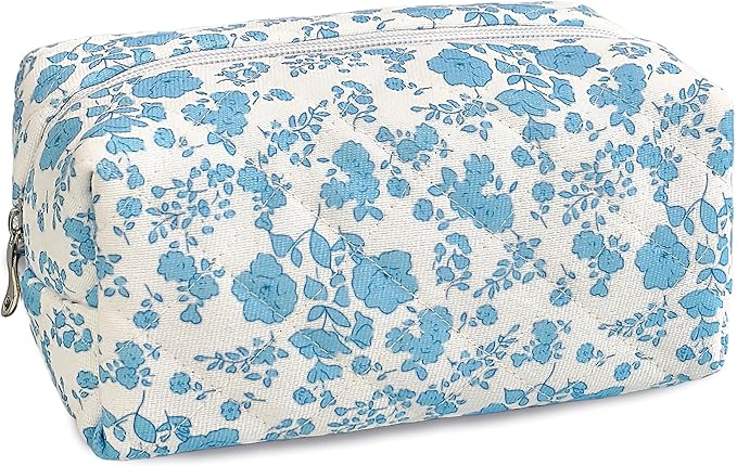 STARDW Cute Quilted Floral Makeup Bag for Women, Large Capacity Travel Toiletry Bag with Zipper and Canvas Lining