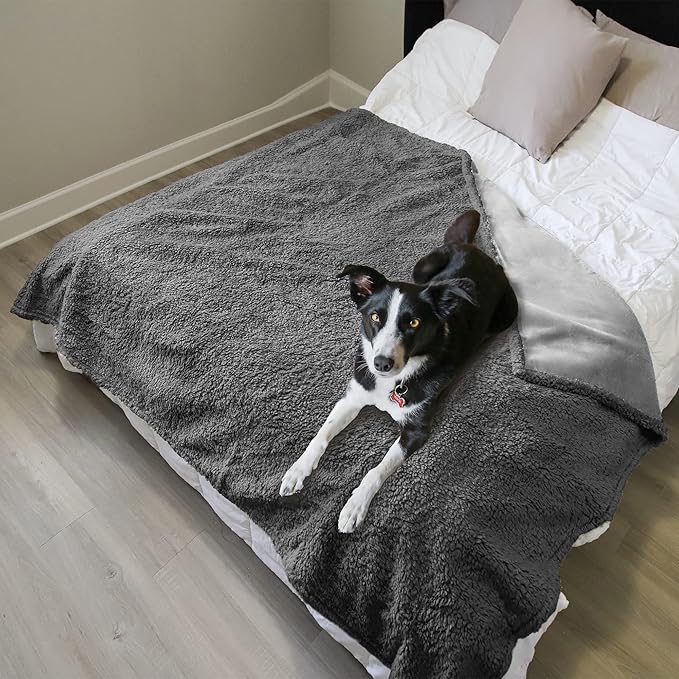 Kritter Planet Waterproof Pet Blanket for Bed, Reversible Sherpa Fleece Protector Couch Cover for Pets, Liquid Proof Furniture Protector for Medium Large Dogs