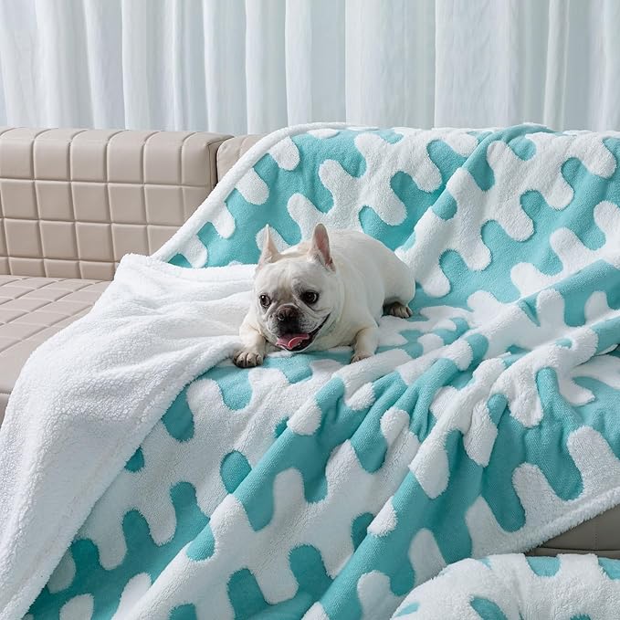 Maidewow Waterproof Pet Blanket,Dog Bed Covers Couch Sofa Stylish Jacquard Pets Throw Blankets for Puppy Cats Washable Reversible Furniture Protection Covers (Blue Wave,M)