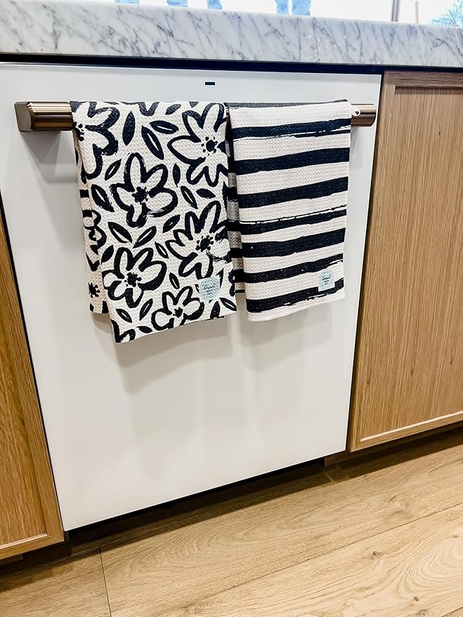 Desert Aqua 2 Pack Double Sided|| Not Your Ordinary Kitchen Towels || Dish Towels || Quick Dry || Waffle Weave Microfiber || Highly Absorbent || Hanging Hook (Black Daisy)
