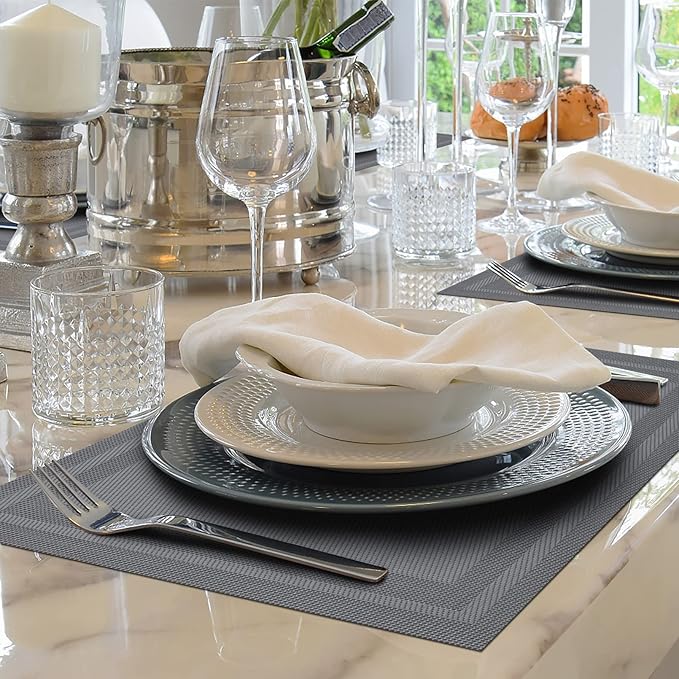 Winknowl Placemats Set of 8，Heat Resistant Woven Vinyl Washable PVC Place Mats，Non-Slip Stain Resistant Indoor/Outdoor Table Mats for Dining Table (Grey)