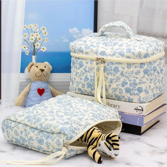 PAZIMIIK Quilted Makeup Bag Large Travel Zipper Soft Cosmetic Pouch for Women Girls Make Up,Little Flower Blue