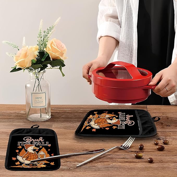 Funny Fall Goose Pot Holders with Pockets, Autumn Pumpkin Spice Coffee Cozy Goose Maple Leaf Oven Pot Holders Heat Resistant Oven Mitts Hot Pads for Kitchen Baking Cooking