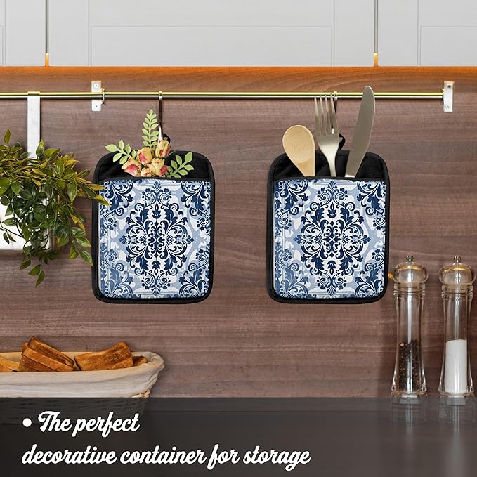 Blue and White Porcelain Floral Pot Holders with Pockets, Blue Chinoiserie Floral Pot Holders Heat Resistant Oven Mitts Hot Pads for Kitchen Baking Cooking,Potholders for Kitchens