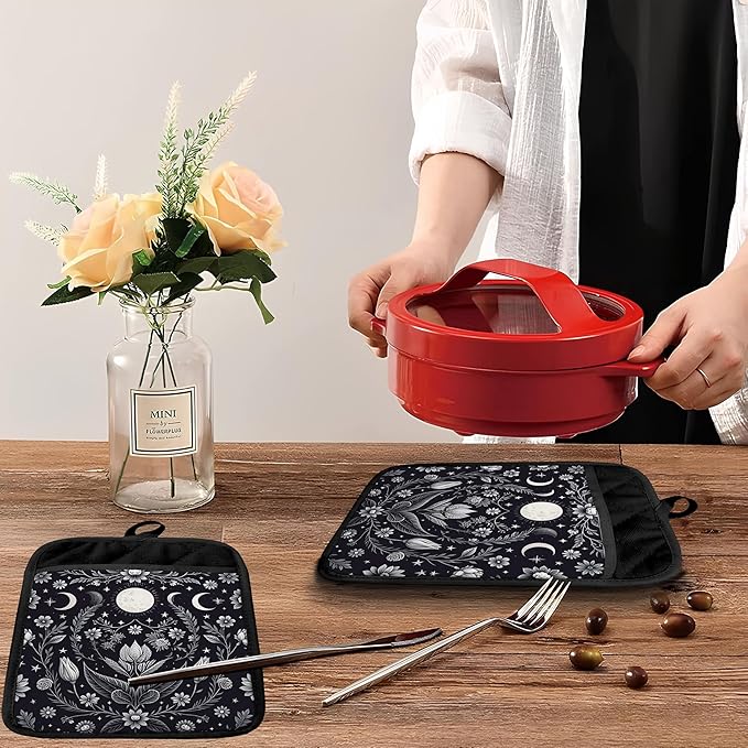 Dark Witchy Moon Phase Floral Pot Holders with Pockets, Mystical Astrology Cottagecore Flower Botanical Oven Pot Holders Heat Resistant Oven Mitts Hot Pads for Kitchen Baking Cooking