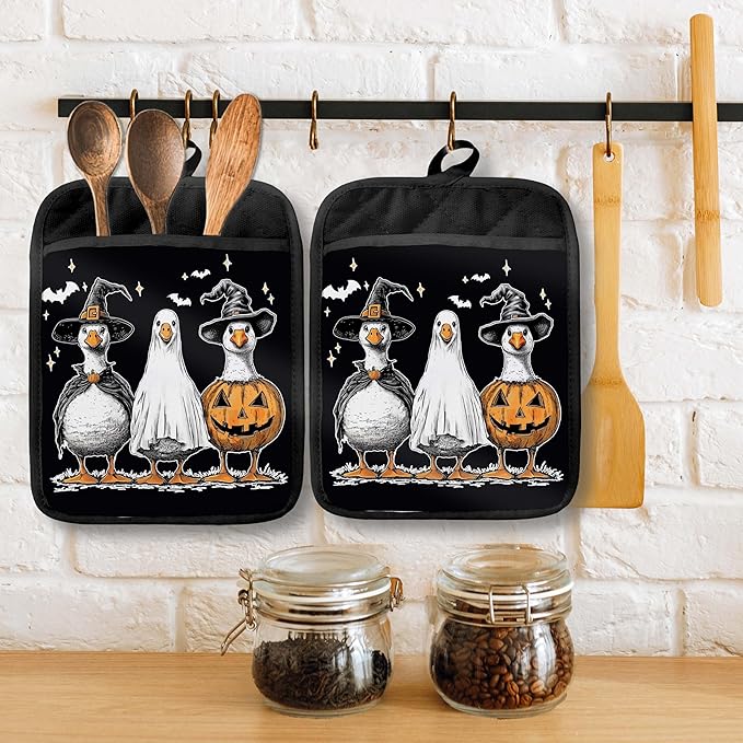 Halloween Witchy Goose Pot Holders with Pockets, Vintage Pumpkin Ghost Funny Goose Halloween Oven Pot Holders Heat Resistant Oven Mitts Hot Pads for Kitchen Baking Cooking
