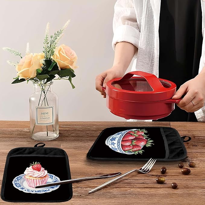 Chinoiserie Strawberry Cake Pot Holders with Pockets, Red and White Grandmillennial Strawberry Fruit Oven Pot Holders Heat Resistant Oven Mitts Hot Pads for Kitchen Baking Cooking