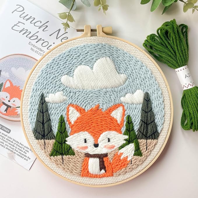Myfelicity Punch Needle Embroidery Kit, Beginner Craft Set with Animal Pattern Design, 7.9 Inch Hoop (Fox)