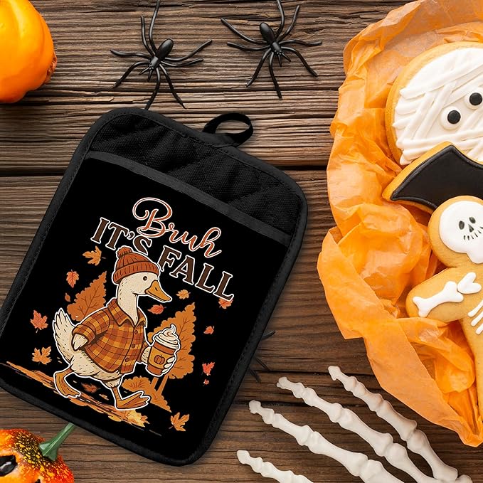 Funny Fall Goose Pot Holders with Pockets, Autumn Pumpkin Spice Coffee Cozy Goose Maple Leaf Oven Pot Holders Heat Resistant Oven Mitts Hot Pads for Kitchen Baking Cooking