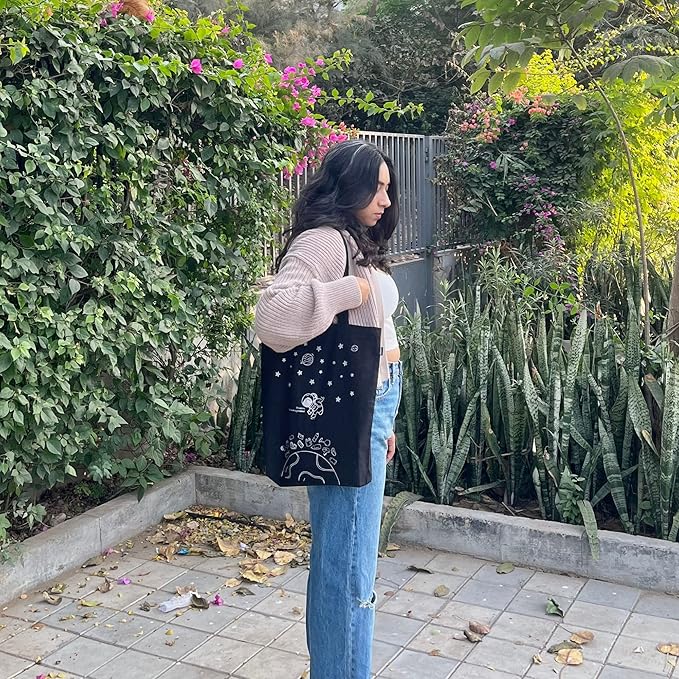 Ecoright Tote Bag for Women with Zipper, Small Tote Bag, Canvas Bag, Reusable Cotton Bag for Beach, Grocery, School & Work