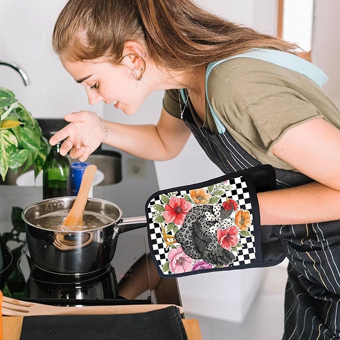 Trendy Floral Chicken Pot Holders for Kitchen, Chicken Lovers Mom Lady Gifts, Rustic Leopard Print Rooster Hen Heat Resistant Hot Pads and Oven Mitts for Baking Cooking