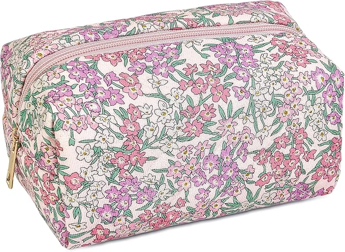STARDW Cute Quilted Floral Makeup Bag for Women, Large Capacity Travel Toiletry Bag with Zipper and Canvas Lining