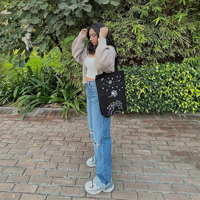 Ecoright Tote Bag for Women with Zipper, Small Tote Bag, Canvas Bag, Reusable Cotton Bag for Beach, Grocery, School & Work