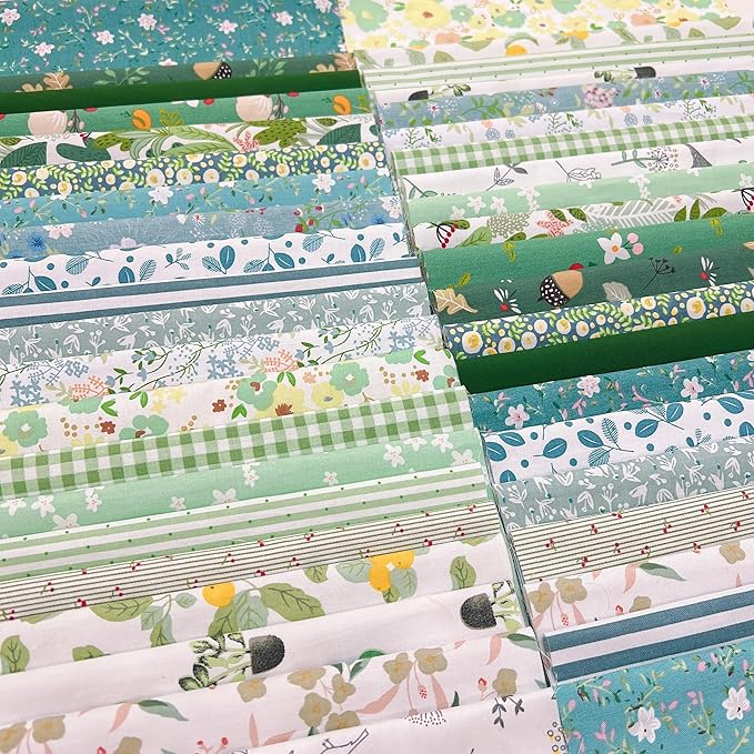 42Pcs 10cm*10cm Cotton Fabric DIY Making Supplies Quilting Patchwork Fabric Fat Quarter Bundles DIY for Quilting Cotton Patchwork Cushions (Green, 10cm*10cm)