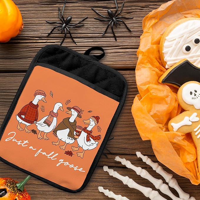 Fall Goose Pot Holders with Pockets, Goose Lover Gifts, Autumn Maple Leaf Funny Cozy Geese Oven Pot Holders Heat Resistant Oven Mitts Hot Pads for Kitchen Baking Cooking