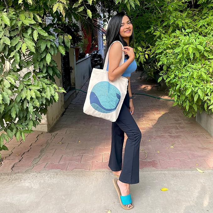 Ecoright Tote Bag for Women with Zipper, Small Tote Bag, Canvas Bag, Reusable Cotton Bag for Beach, Grocery, School & Work